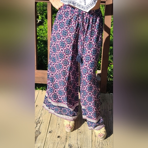 Pants - Gigio Wide Leg Cropped Pants